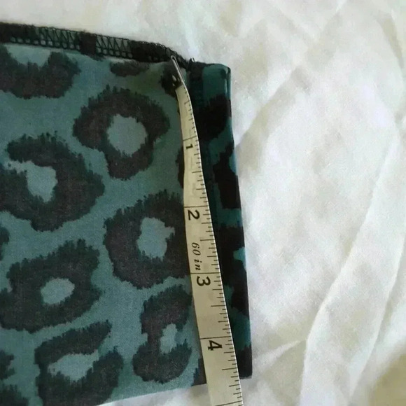 Jaclyn Smith collection blouse - Picture 7 of 7